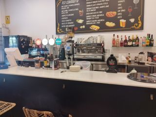 R-7936651 Traspaso Cafetería/Vermutería C2