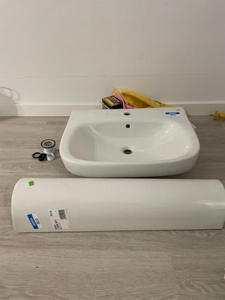 Lavabo con pie