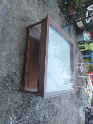 Mesa centro madera y
cristal