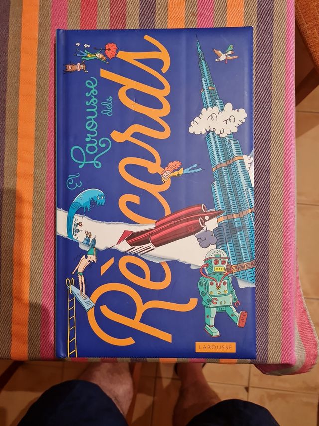 Llibre el larousse dels records