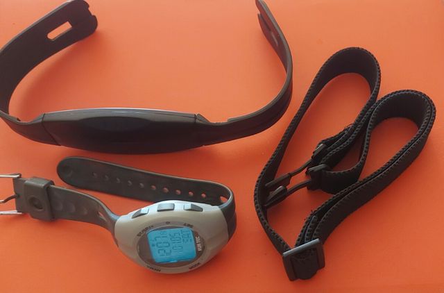 Reloj pulsómetro Run-tec 60330 / kppm 57