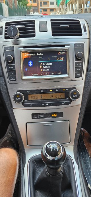 Toyota Avensis 2014