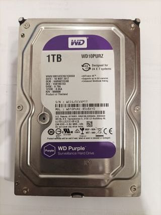 4 Discos duros de 1TB