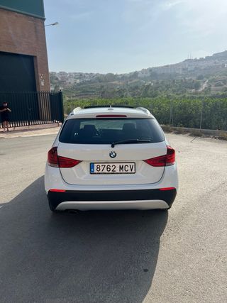 BMW X1 2012