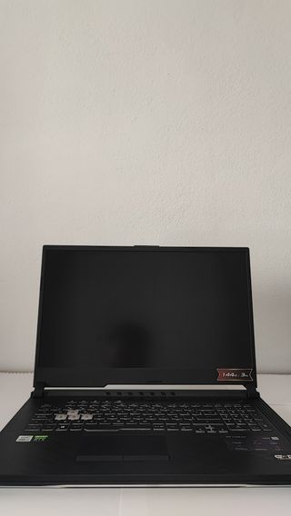 Portátil Asus ROG Strix G712LW