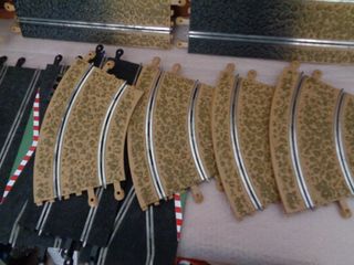 20 lote scalextric off road contiena ( 8 curvas,