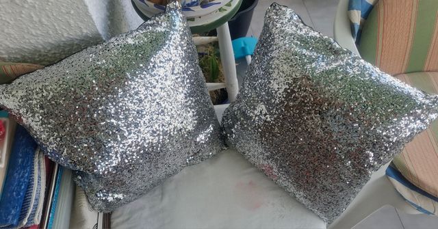 Cojines lentejuelas plateadas