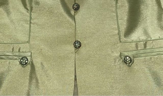 Chaqueta verde de seda