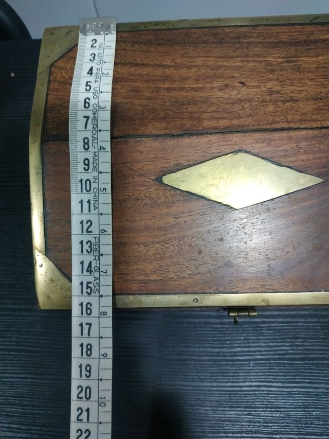 Caja Inglesa madera y latón
