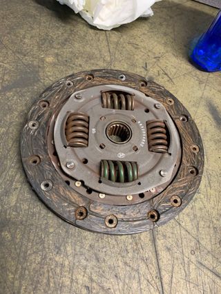 Embrague y maza usado Citroen Saxo 1.5D