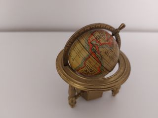 Antigüedad bola mundo