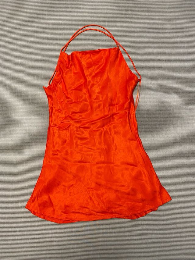 Vestido lencero Zara