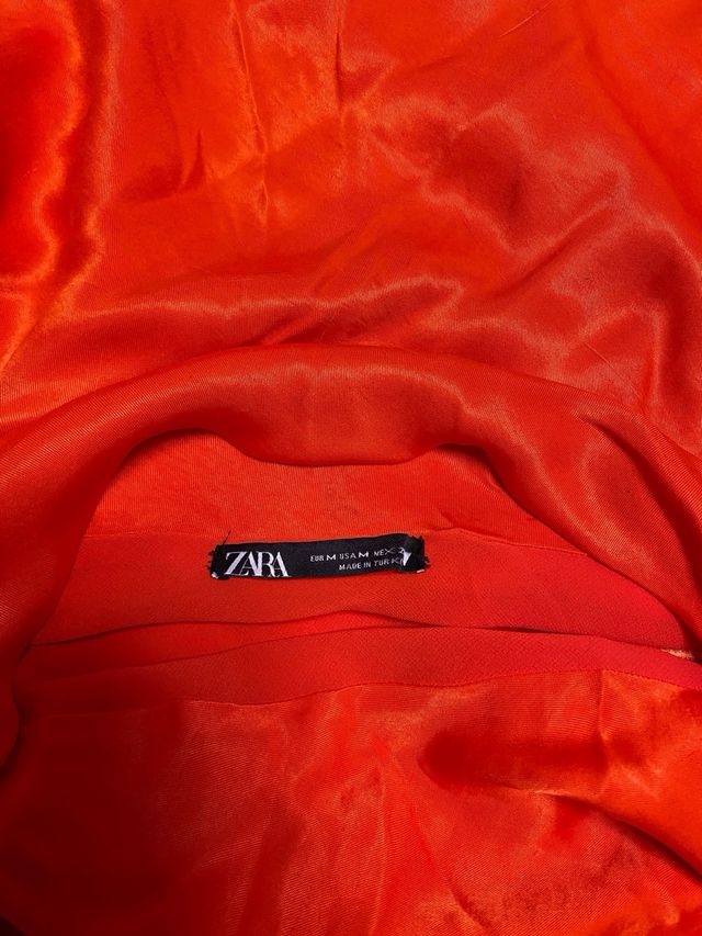 Vestido lencero Zara