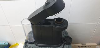 Cafetera Vertuo Next
