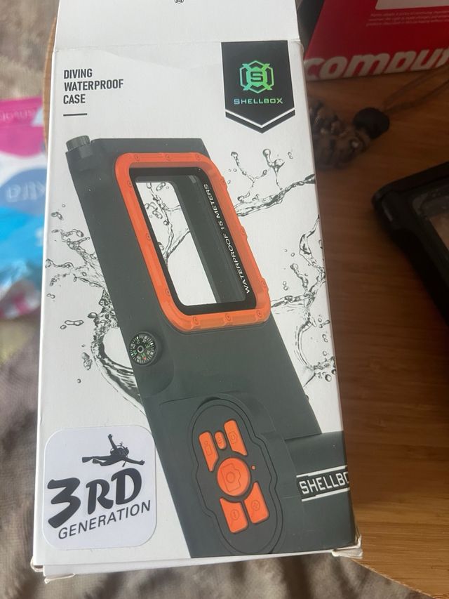 Carcasa movil submarinismo