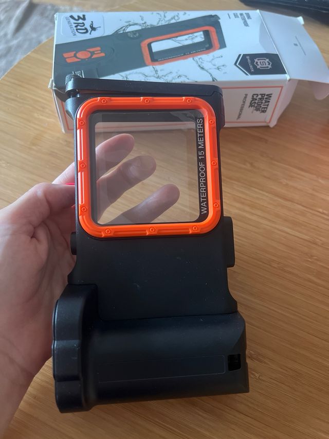 Carcasa movil submarinismo