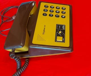 Teléfono retro vintage Telyphone 820 años 70