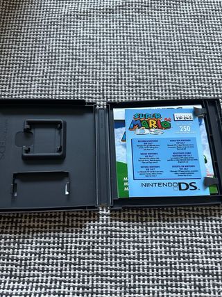 Super mario 64 DS (caja e instrucciones)