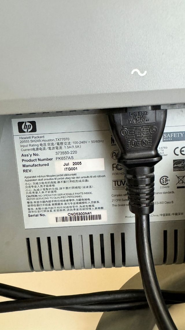 Hp Monitor 17'' PK657AS con altavoces