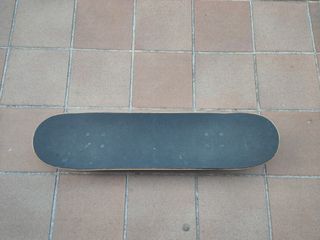 Vendo patinete marca Tricks poco uso