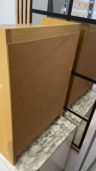 Mesa de noche o mesa auxiliar con cajon