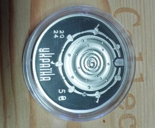 coin 5 hryvnia drops of blood 2024 Ukraine