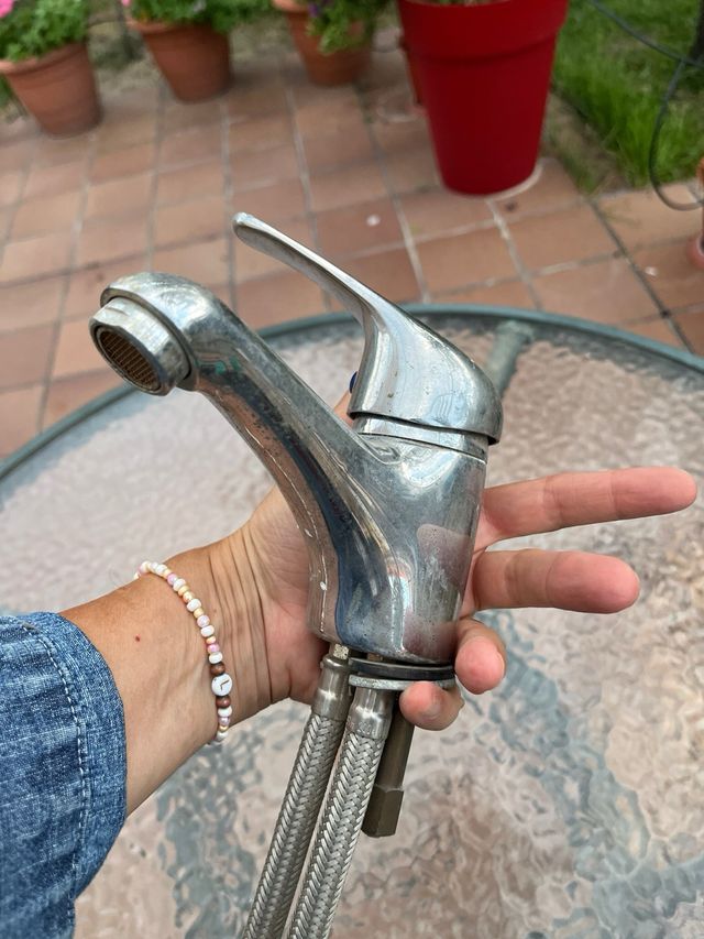 Grifo para lavabo o fregadero