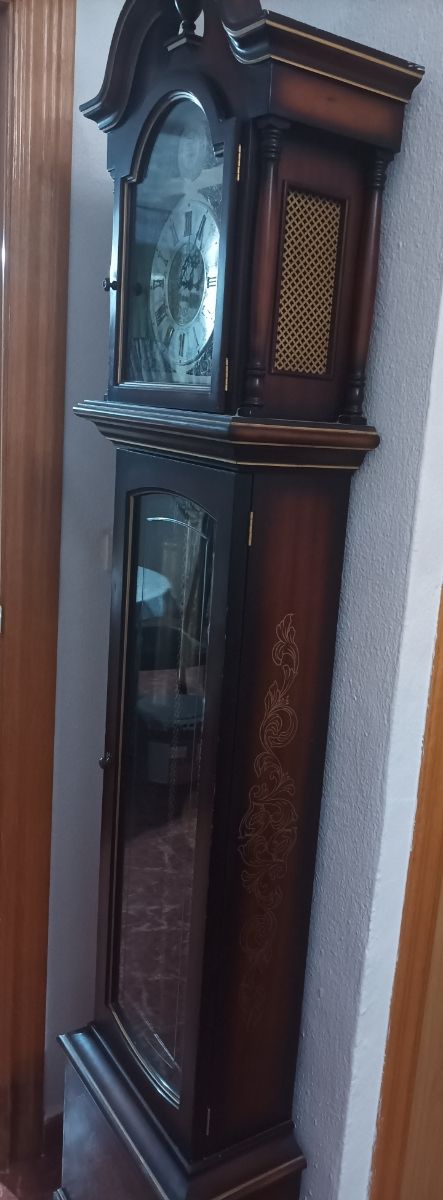 Reloj péndulo tempus fugit.