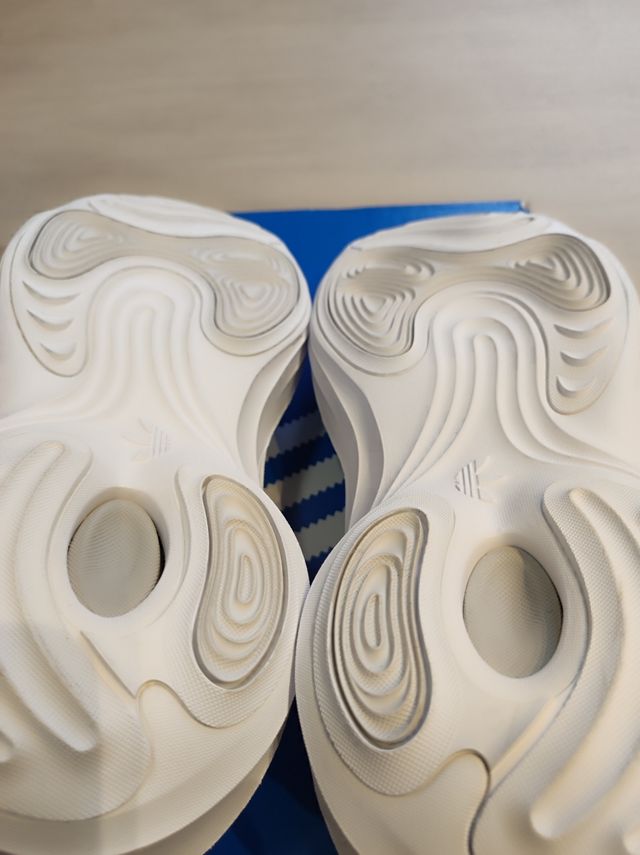 Zapatillas Adidas adifom Q