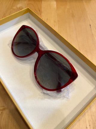 Gafas Fendi FE40029U nuevas rojo transparente