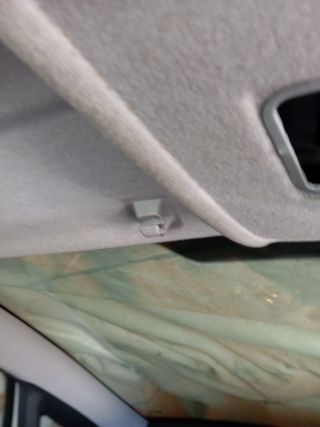 Opel Corsa 1.3 faro retrovisor piloto botón malete
