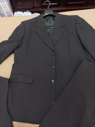 Traje hombre gris verdoso completo