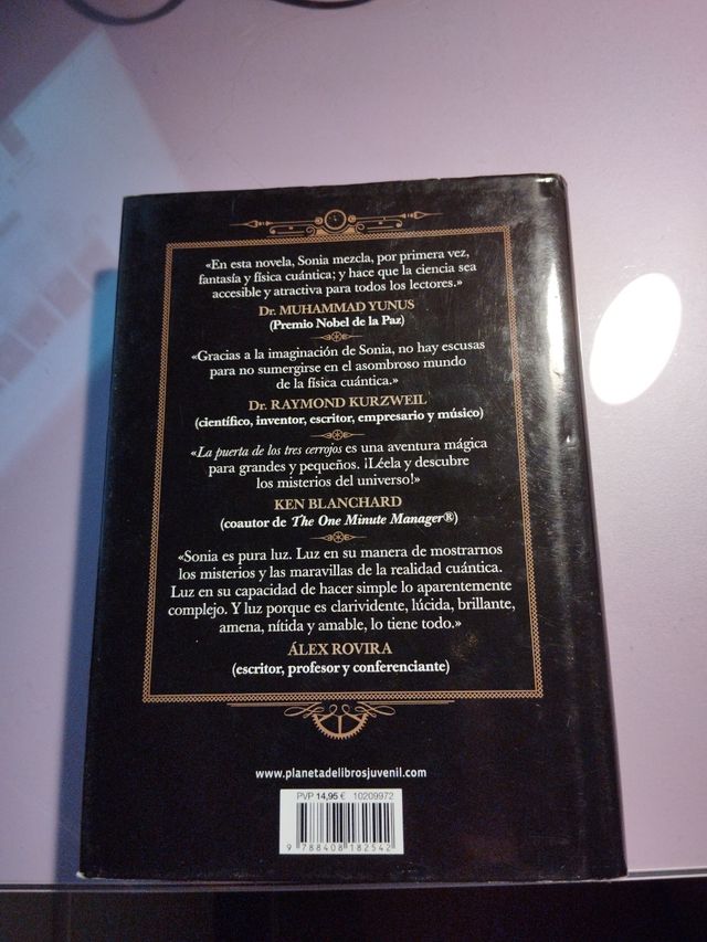 La puerta de los tres cerrojos