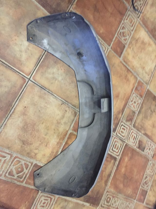 Tapa trasera encima foco suzuki burgman 125 uh125