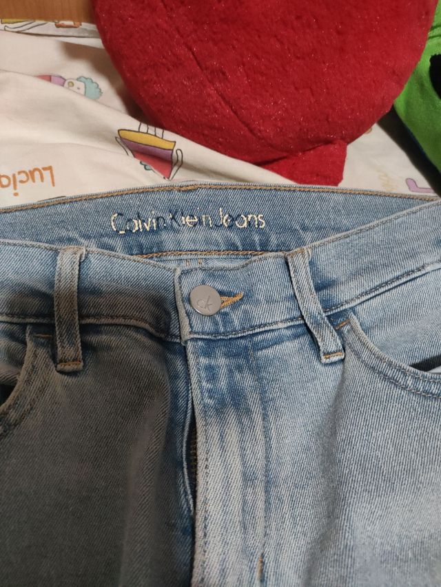 Pantalones vaqueros chica Calvin Klein
