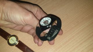 2 RELOJ PULSERA