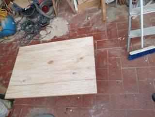 Mesa auxiliar interior y exterior maciza