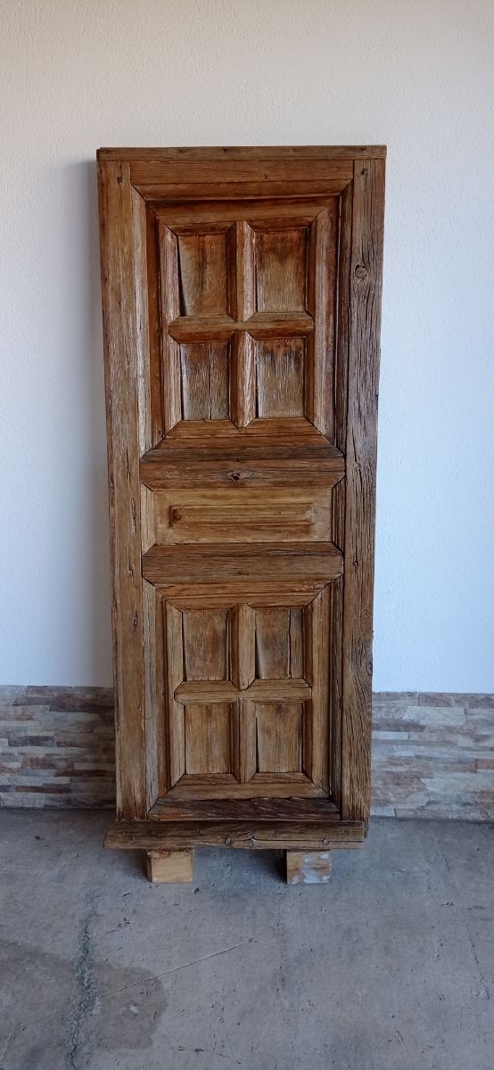 Ventana antigua restaurada