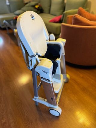 Trona Inglesina regulable y plegable