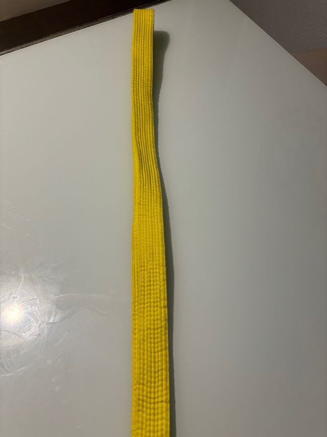 Cinturon amarillo