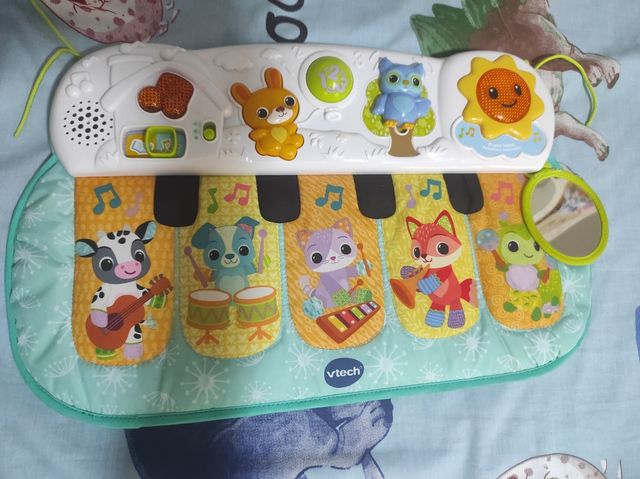 Piano bebe pataditas musicales