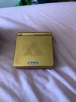 Game boy advance SP edicion zelda gold