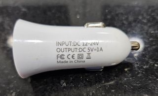 Cargador coche para móvil