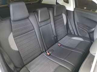 Peugeot 2008 e-HDI 115 Allure 84 kW (115 CV)