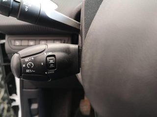 Peugeot 2008 e-HDI 115 Allure 84 kW (115 CV)