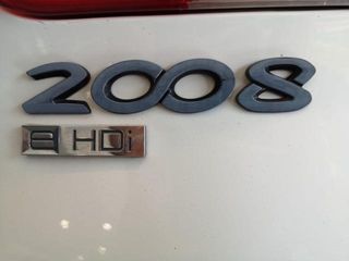 Peugeot 2008 e-HDI 115 Allure 84 kW (115 CV)