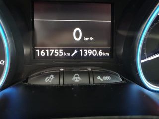 Peugeot 2008 e-HDI 115 Allure 84 kW (115 CV)