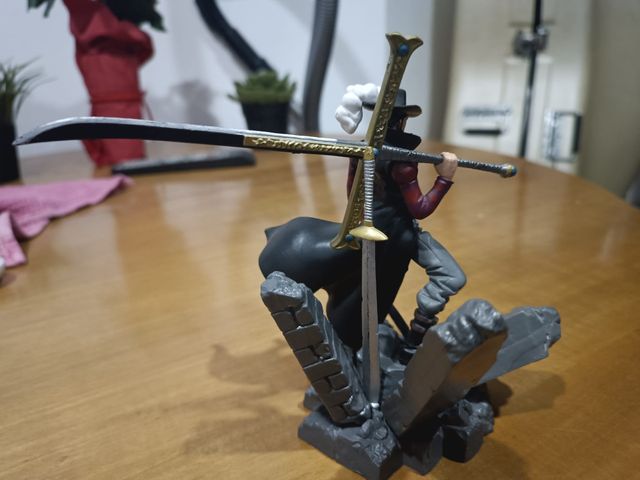 Figura Mihawk One piece