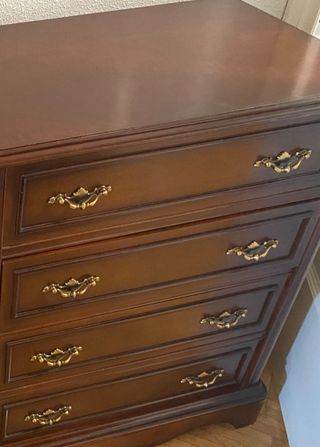 COMODA CAOBA CLASICA TIRADORES BRONCE AÑOS 70
