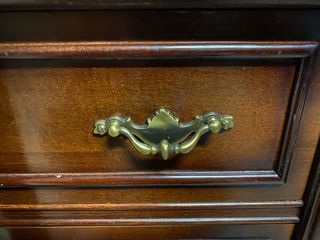 COMODA CAOBA CLASICA TIRADORES BRONCE AÑOS 70